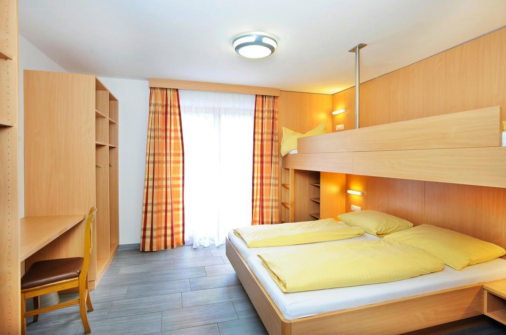 Jugendhotel Aicher Wagrain Rom bilde